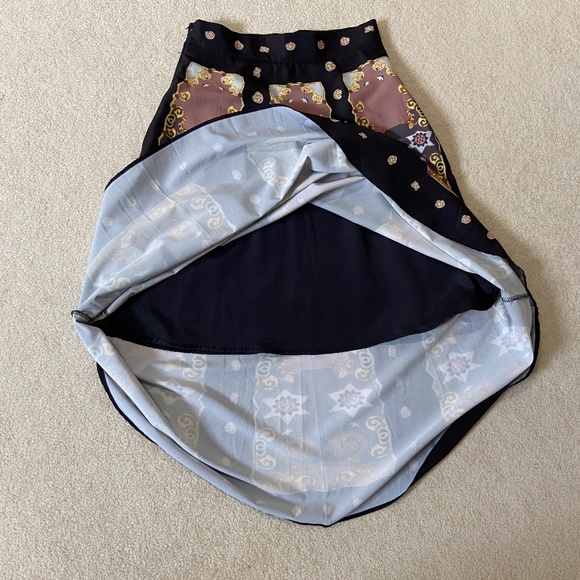 Boho-Inspired A-Line Maxi Skirt โ Size Large - Picture 8 of 9